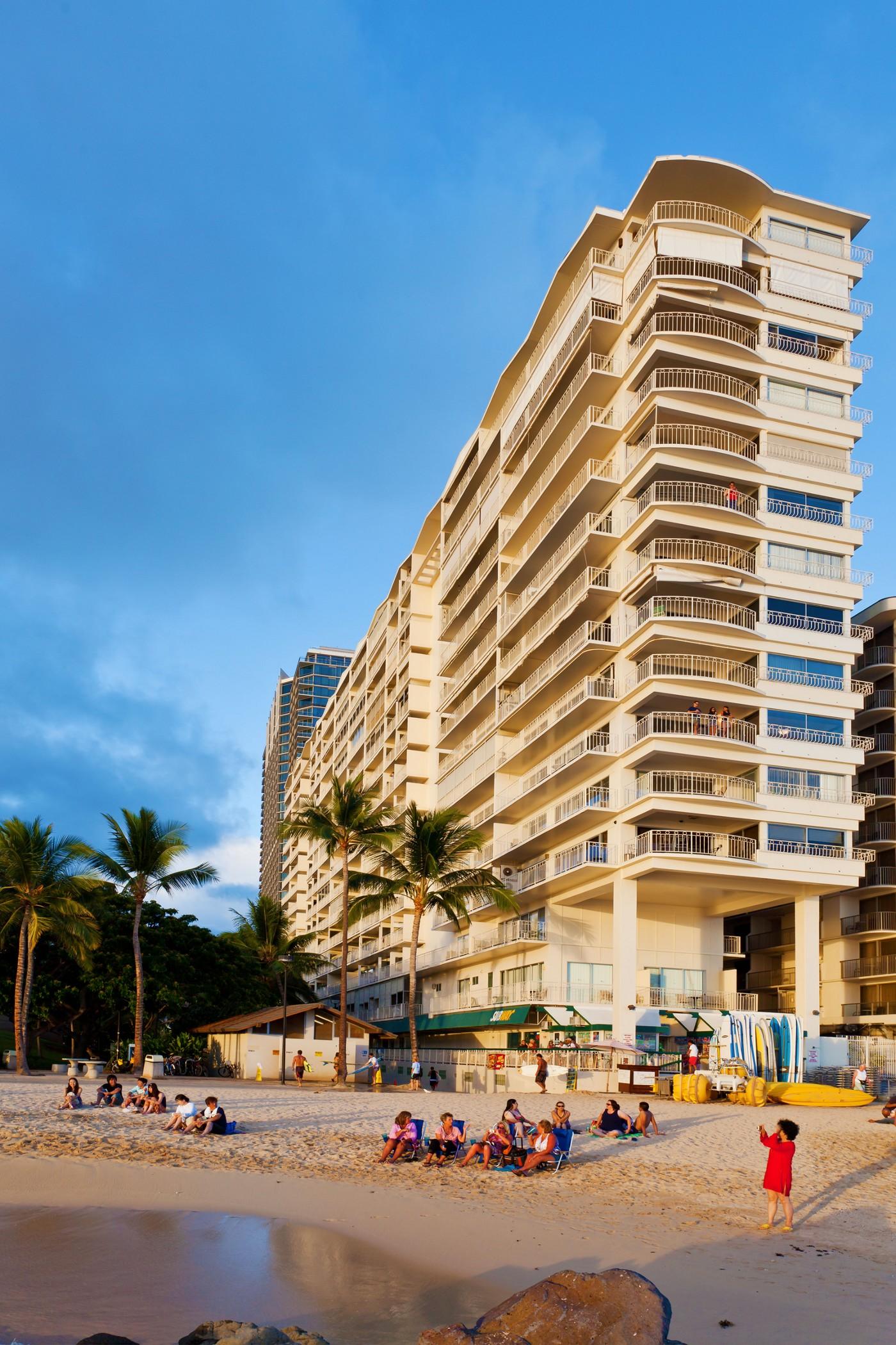 Castle Waikiki Shore Aparthotel Honolulu Exterior foto